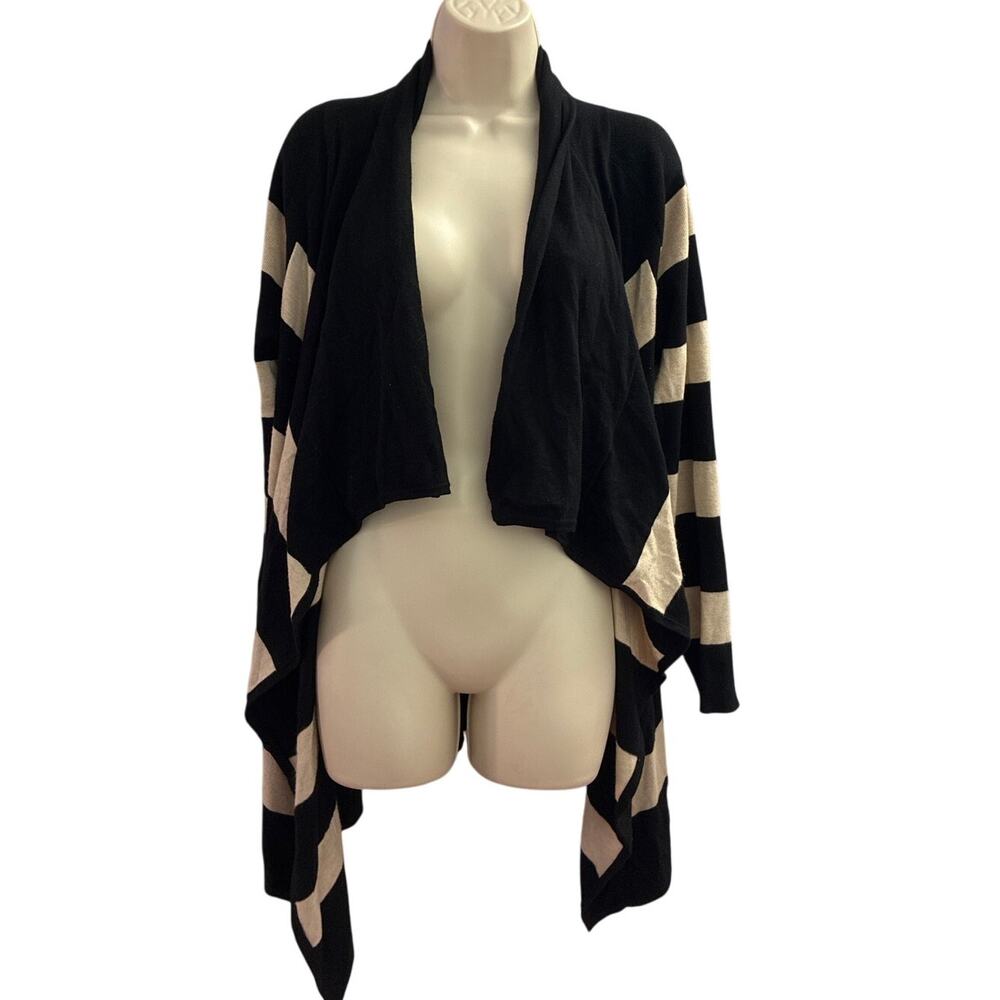 White House Black Market Black and White Open Cardigan Size L - Repair needed